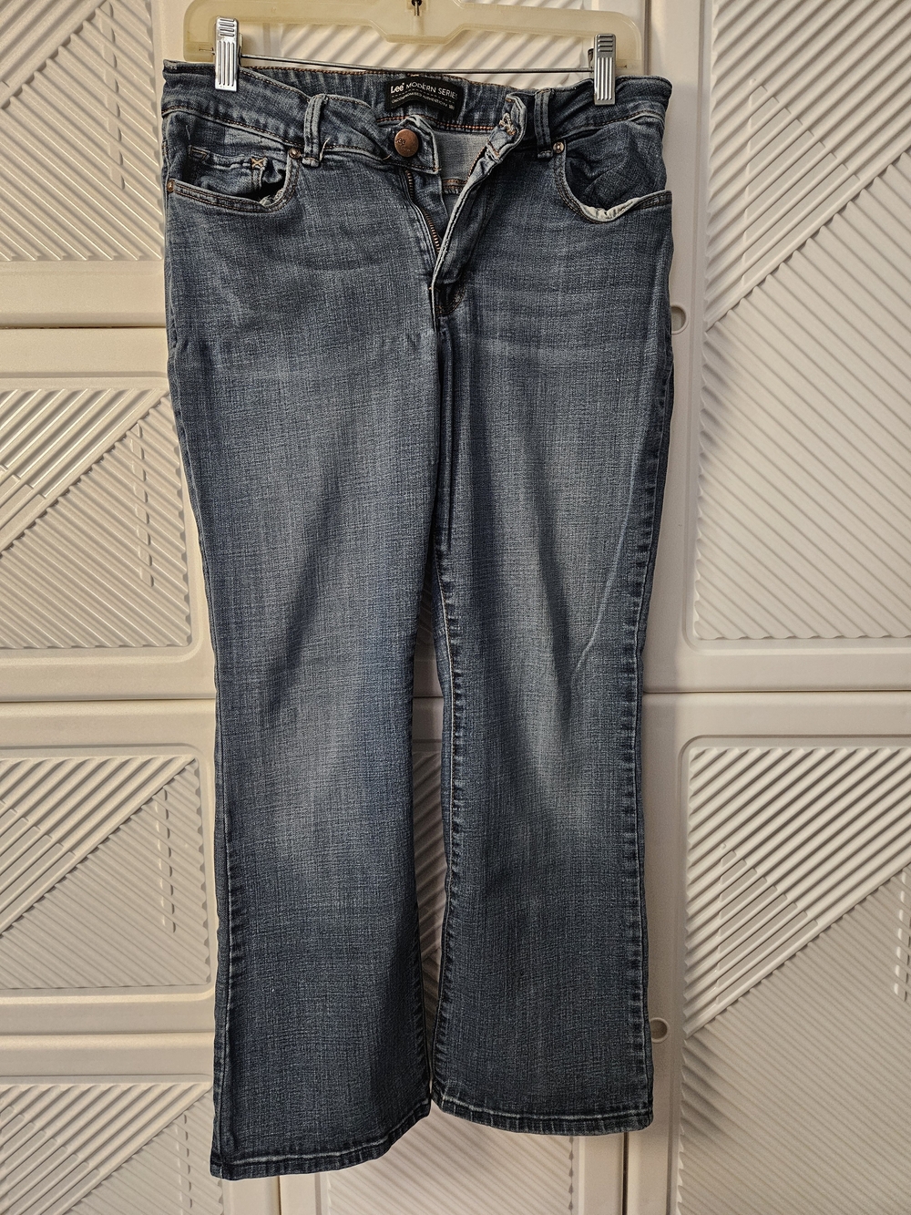 Lee Women's Bootcut Jeans in Medium Blue Wash
